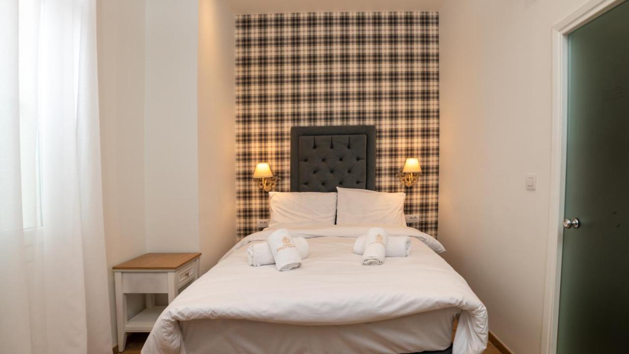 Brettania Hotel Ioannina Room photo
