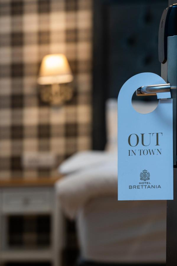 Brettania Hotel Ioannina Exterior photo