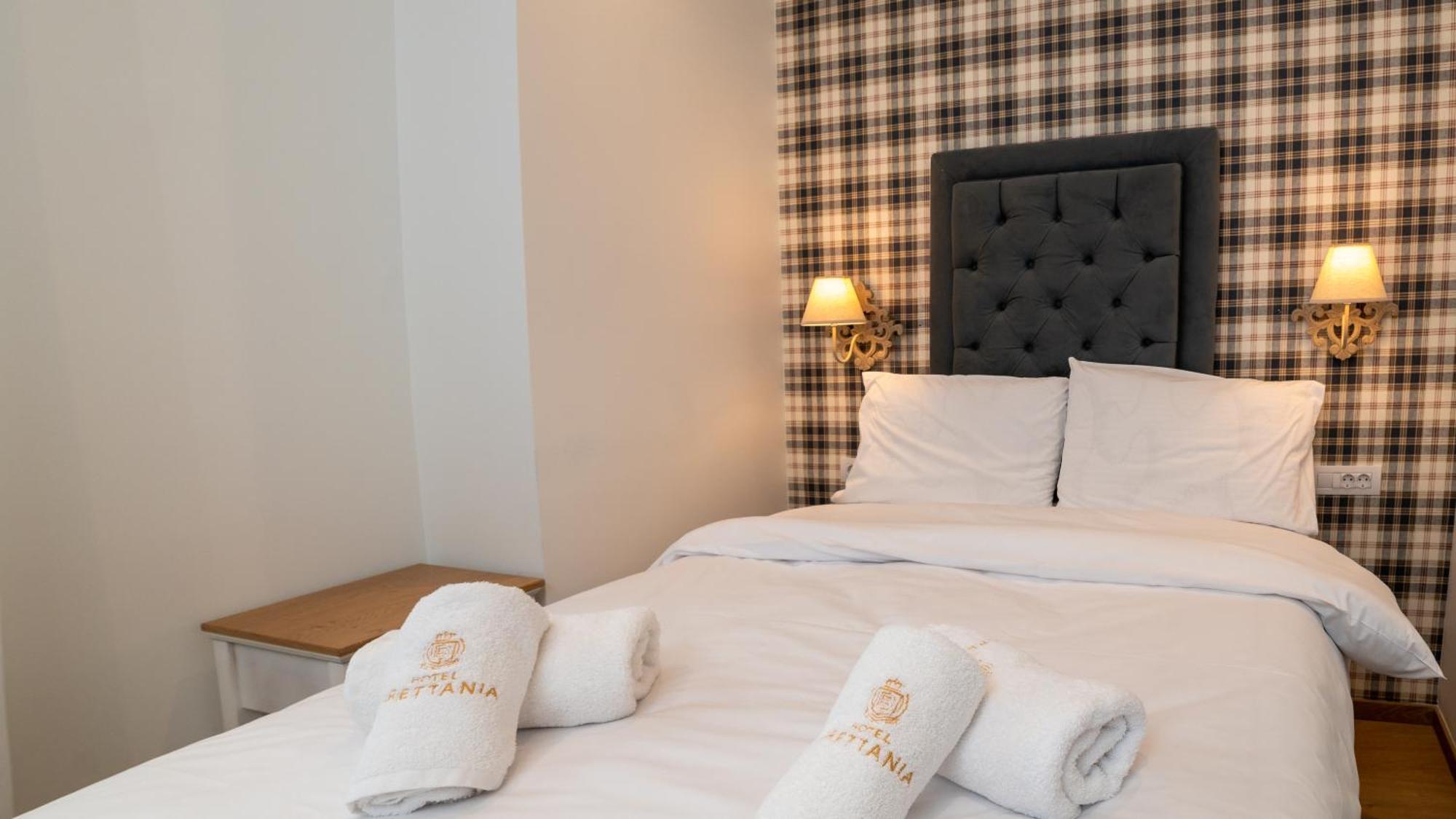 Brettania Hotel Ioannina Room photo